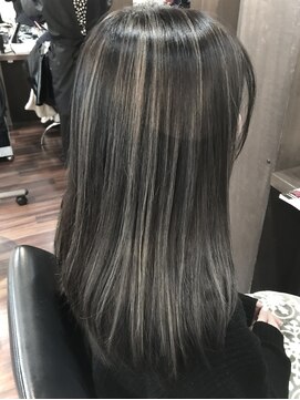 フェリッツ(feliz) グレージュハイライト