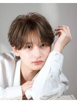 アロ 渋谷(Alo)&nbsp;ニュアンスパーマ/センターパート/波巻きツイストスパイラル渋谷