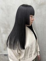 シア(XIA) 黒髪×姫カット