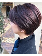 アンソレイユ ヘアー ガーデン(ensoleille hair garden) ショートstyleベリーアッシュ