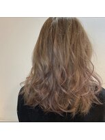 ヴィコロ(vicolo) セピアベージュ