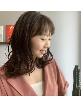 ザ デイ ショウナン(THE DAY shonan) ミディアム レイヤースタイル