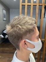 レヴィーヘアー(Revie hair) シルバーホワイトベージュ