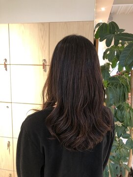 アドラーブル はなみずき店(adorable) 20代30代40代髪質改善トリートメントナチュラルベージュ