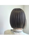 ミニボブ/20代30代40代/色素改善グレージュカラー