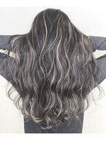 バブルス 春日部店(BUBBLES)&nbsp;アッシュグレージュ3Dハイライトカラー♪