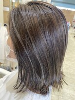 ボブインターナショナル(bob international)&nbsp;ハイライト×外ハネミディアム