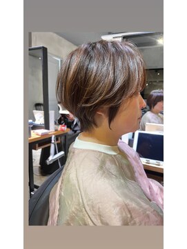 プラグ ヘアーデザイン 老司店(PLUG hair design) ショートヘア