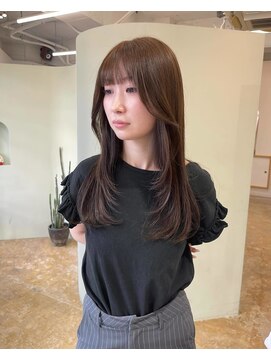 ユー(yew) レイヤーカット