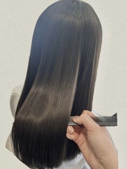 ヘアルシェーヌ ルミエール(hair le chene lumiere)の写真/くせ毛、うねり、扱いにくい髪の毛にお悩みの方へ☆クセ/広がり/ダメージに合わせ自然な仕上がりに♪
