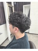 ツーブロショート×ゆるめスパイラル