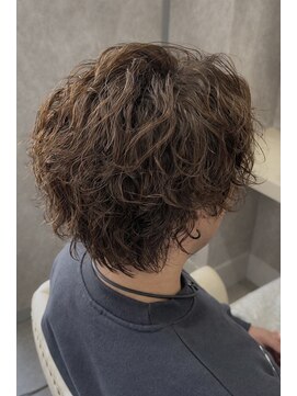 レンブラントヘアー(Lembrant HAIR) センターパートウルフ/ツイストスパイラル