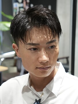 メッツ 原宿(METS) MEN'S/アップバングサイドパート×テーパーフェード