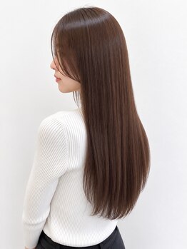 ドーズヘアー(DOUZE HAIR)の写真/酸性ストレート・縮毛矯正で叶える自然な艶髪。“伸ばす”だけじゃない。触れたくなる質感へ。