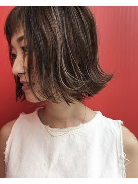 トロニー(TLONY) tlony渋谷 ハイライトローライトこなれヘアー