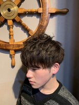 バーバー スタジオ ラフテル(Barber Studio RAFTEL)&nbsp;10代20代の人気NO.1！フェザーマッシュ  ソフトツーブロック