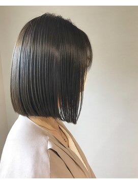 ハサミ(HASAMI) 【HASAMI.】ぱつっとボブ。