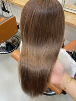 ネイヴィル(navile)&nbsp;◎地毛風ストレート、ずっと触りたくなる髪へ