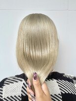 カリーナコークス 原宿 渋谷(Carina COKETH)&nbsp;ベージュ/ダブルカラー/インナーカラー/イヤリングカラー