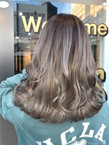 ラビス クローバー(Lovis clover) ハイライト×シルバー