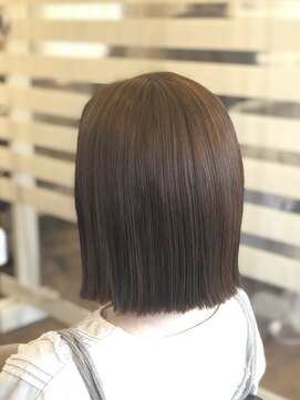 ロルド シェリ(Rold Cheri) 切りっぱなしボブ【Rold cheri 金森】