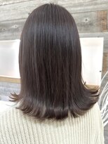 アイヴィー(IVY)&nbsp;赤み除去オリーブベージュ【肥田亜沙美】