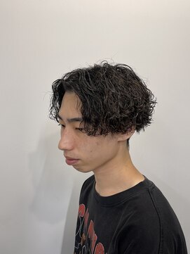 サン 大阪梅田(SUNC) 【波巻きパーマ】×【センターパート】