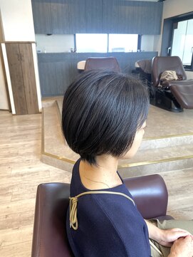 ユニコ(unico) 襟足スッキリショート