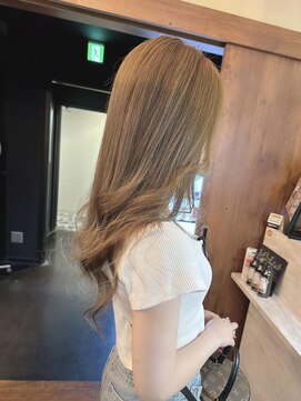 ブランシスヘアー(Bulansis Hair) アッシュベージュ