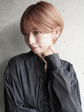 カライング(ing) 大人可愛い20代30代40代黒髪前下がりひし形小顔ボブ丸みショート