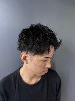 グリーディーフォックス 三軒茶屋(GreedyFOX)&nbsp;三軒茶屋波巻き/マッシュパーマ/ウルフ/ハイライト<理容室>