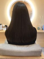 アン(an.) エメラルドヘアカラーラウンドワンレングス