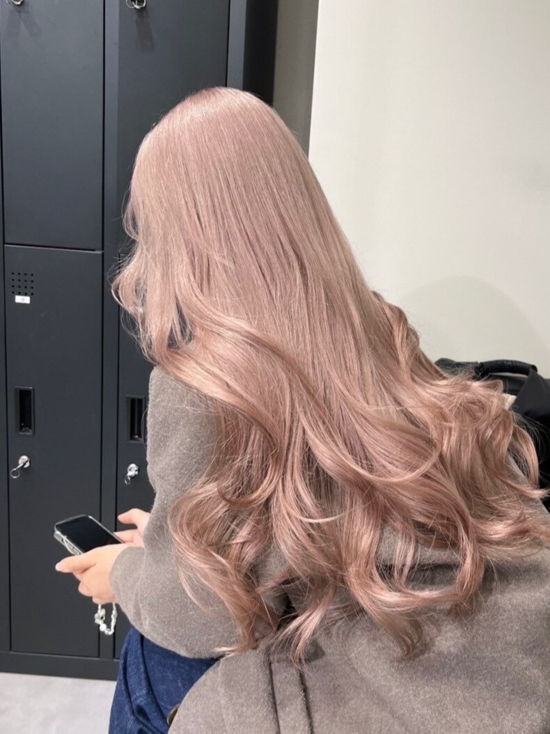 2026年春】ミルクティーピンクの髪型・ヘアアレンジ｜人気順