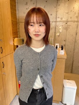 カフネ ジュントス ヨロ(Cafune' juntos YOLO) ミディアムボブ×フェイスレイヤー（肌に馴染む暖色カラー）