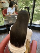 ヨンセンチメートルヒロサカ(4cm HIROSAKA)&nbsp;髪質育成トリートメント