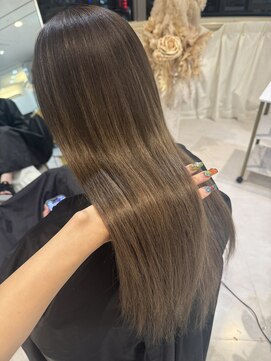 ミラ(MIRA) 色落ちに合わせて明るめエクステ