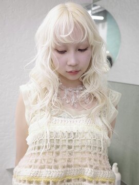 キャロルガーデンズ ボコカ 表参道(Carroll Gardens bococa) 【表参道】ブリーチ、ハイトーン、デザインカラー