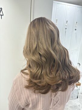 ジゼル 梅田(GiseL) 王道ミルクティーベージュ