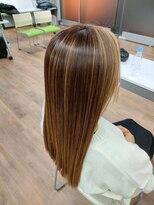 クシロビューティー 艶髪ロング髪質改善ストレート
