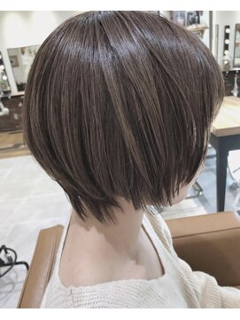 エレナ(elena) ショートボブ[elena/池袋]