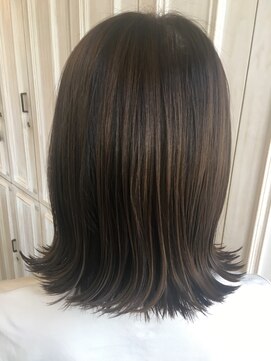 トリコ 梅田茶屋町店(trico) ☆ナチュラル外ハネカール☆【トリコ梅田茶屋町店】