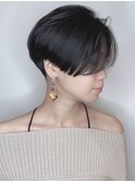 【morio 原宿】大人女子の刈り上げハンサムショート　黒髪
