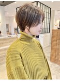 大人可愛い20代30代40代くびれ前下がりショートボブ丸みショート