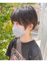 マノハル(MANOHARU)&nbsp;メンズライク刈り上げ　ハンサムショート　ニュアンスカラー