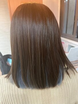 モアヘアーセカンド(MORE-HAIR Second) グレーインナーカラー