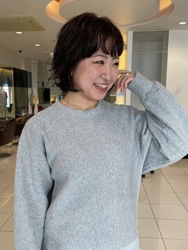 ヤヨイブレインズフェアリー(YAYOI BRAINS fairy) ナチュラルミディアムパーマ