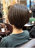 大人小顔ひし形くびれショートボブ【池袋/白髪ぼかし/ショート】