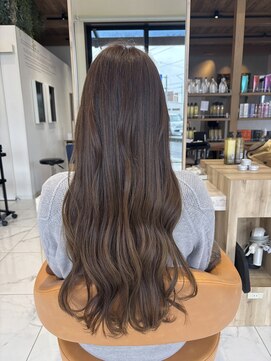 ゼル 肥塚(ZELE) ミルクティベージュ