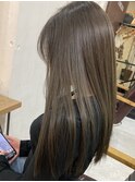 ハイライトありオリーブベージュ×超艶髪ミネコラ