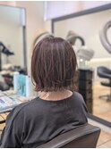 外ハネショートボブ